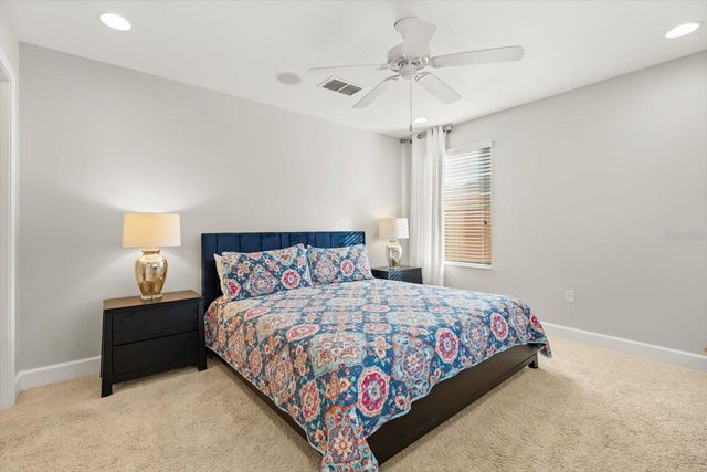 558 ORANGE COSMOS BOULEVARD, Davenport, FL 33837