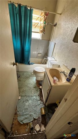 715 W Avenue B, Copperas Cove, TX 76522