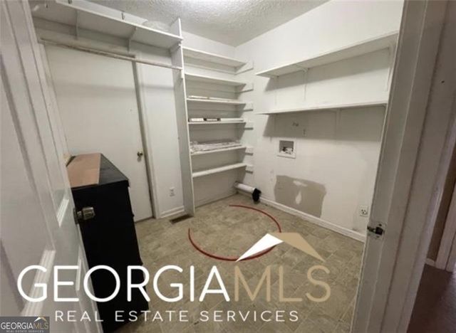 40 Flint Hill Drive, Oxford, GA 30054