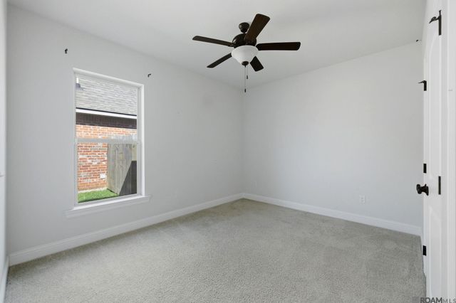 41294 Hackett Canal Dr, Gonzales, LA 70737