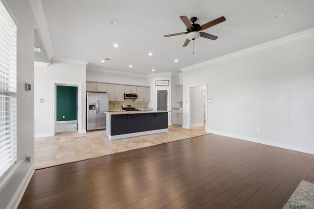 41294 Hackett Canal Dr, Gonzales, LA 70737