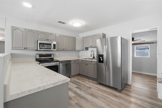 1605 FLORINDA DRIVE, Orlando, FL 32804