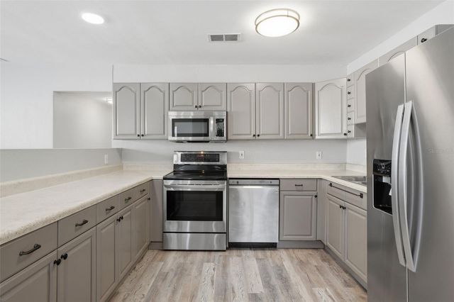 1605 FLORINDA DRIVE, Orlando, FL 32804