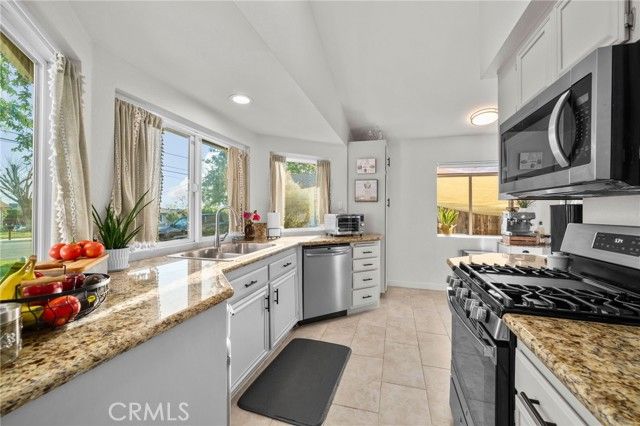 35662 Avenue H, Yucaipa, CA 92399