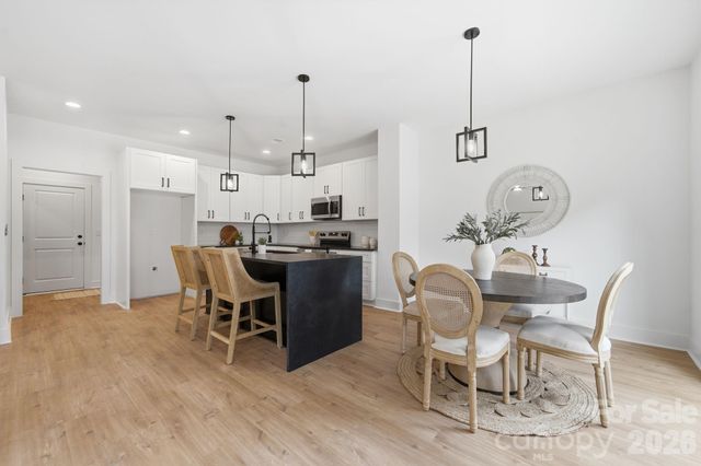 1735 Byrum Street, Charlotte, NC 28216