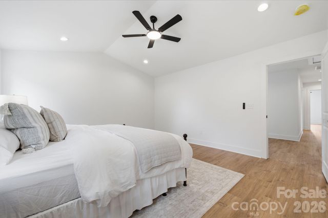 1735 Byrum Street, Charlotte, NC 28216