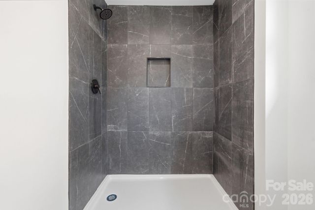 1735 Byrum Street, Charlotte, NC 28216