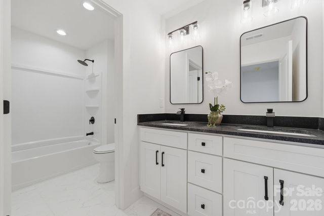1735 Byrum Street, Charlotte, NC 28216