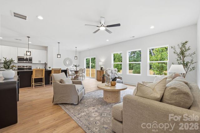1735 Byrum Street, Charlotte, NC 28216