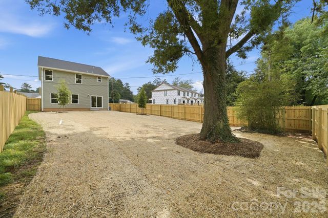 1735 Byrum Street, Charlotte, NC 28216