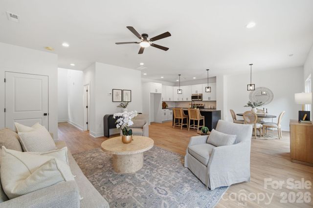 1735 Byrum Street, Charlotte, NC 28216