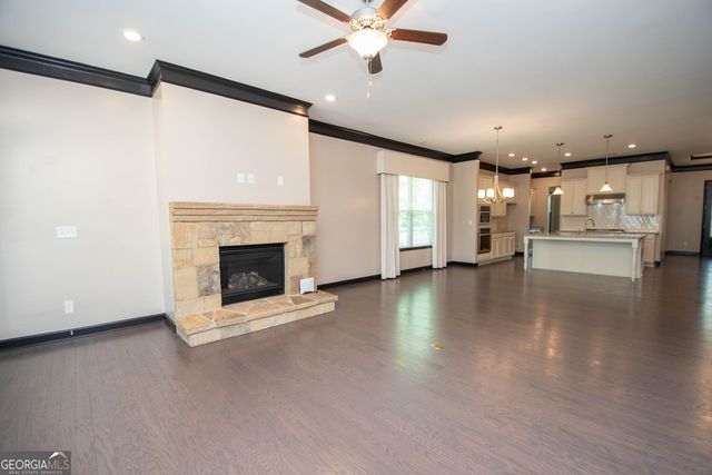 185 Treeside Terrace, Fayetteville, GA 30214