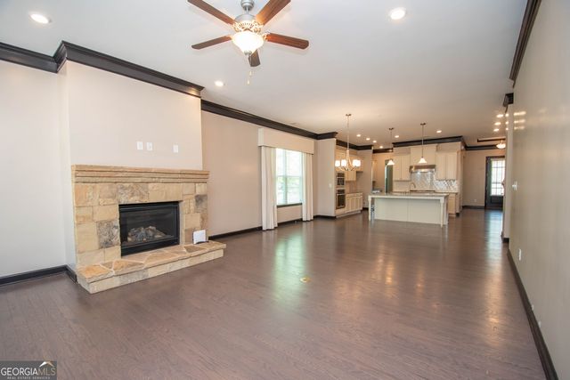 185 Treeside Terrace, Fayetteville, GA 30214