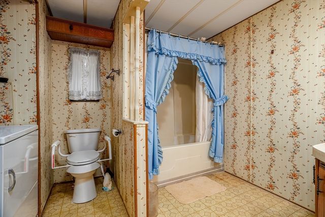 556 Central Street 39, Leominster, MA 01453