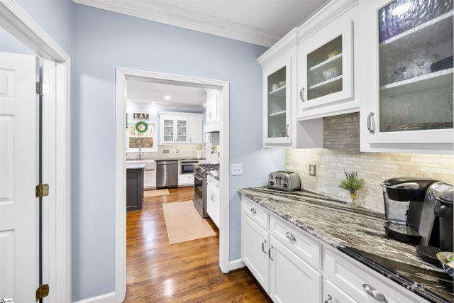 18 Wrenwood Court, Greer, SC 29651