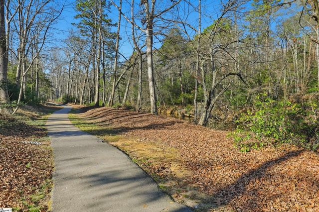 18 Wrenwood Court, Greer, SC 29651