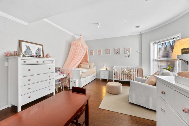 656 W Buckingham Place 1E, Chicago, IL 60657