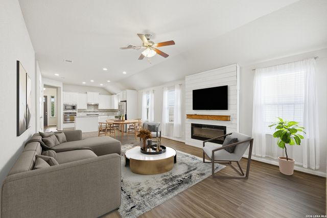 6572 Mason Valley, Schertz, TX 78108