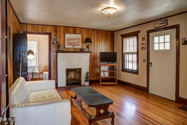 2219 Highway 91, Elizabethton, TN 37643