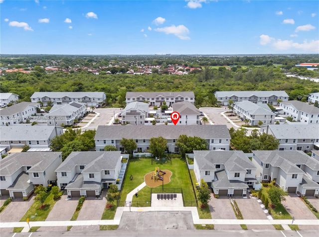 1780 SE 9th Ave, Homestead, FL 33034