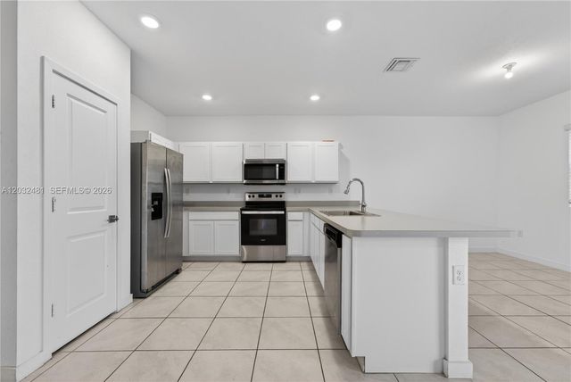 1780 SE 9th Ave, Homestead, FL 33034