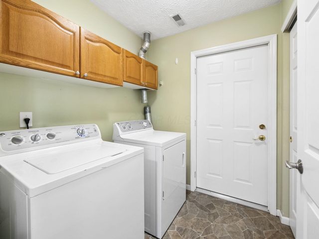 2536 Landings Way, 7, Grove City, OH 43123