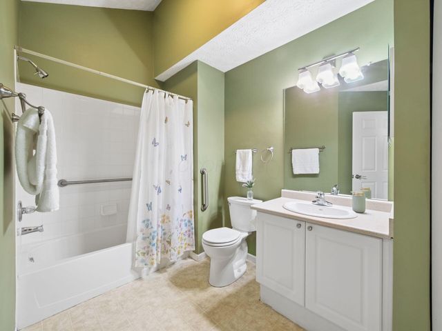 2536 Landings Way, 7, Grove City, OH 43123