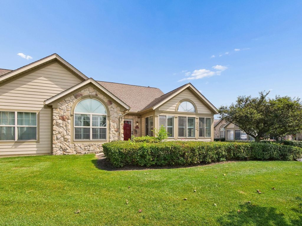 2536 Landings Way, 7, Grove City, OH 43123