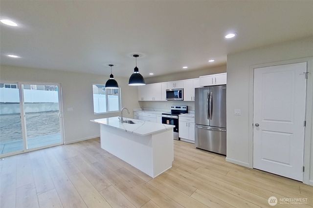 150 Juanita Way, Malaga, WA 98828