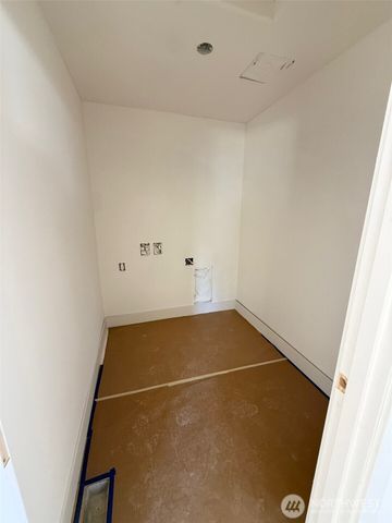 150 Juanita Way, Malaga, WA 98828