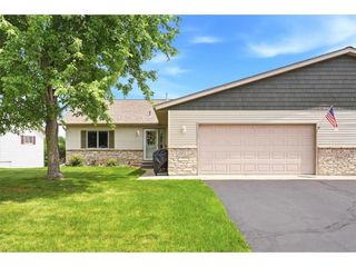 1022 W Ridge Court #38, New Richmond, WI 54017