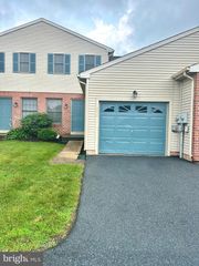 2096 WALNUT ST, Lebanon, PA 17042