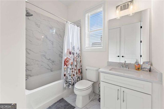 3330 Carswell Bend, Cumming, GA 30028