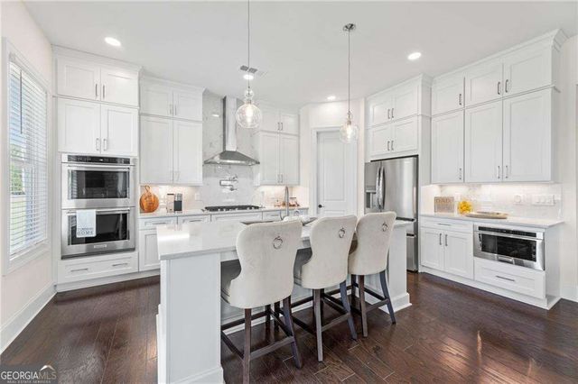 3330 Carswell Bend, Cumming, GA 30028