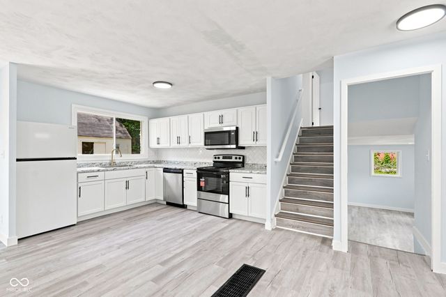 3570 Decamp Drive, Indianapolis, IN 46226