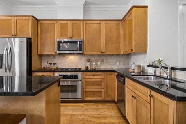 916 Lawrence Street A, Houston, TX 77008