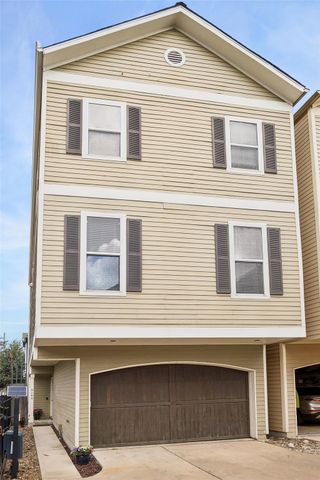 916 Lawrence Street A, Houston, TX 77008