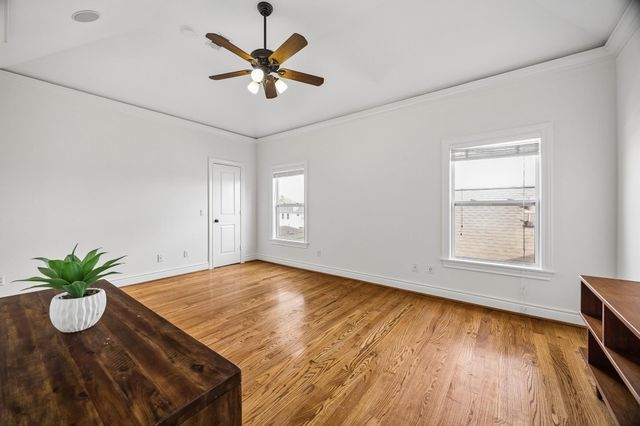 916 Lawrence Street A, Houston, TX 77008