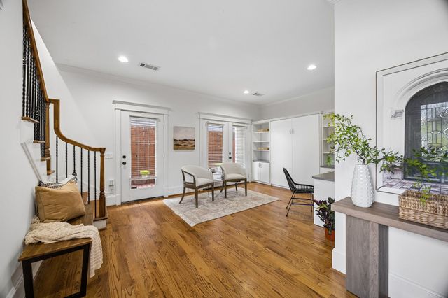 916 Lawrence Street A, Houston, TX 77008
