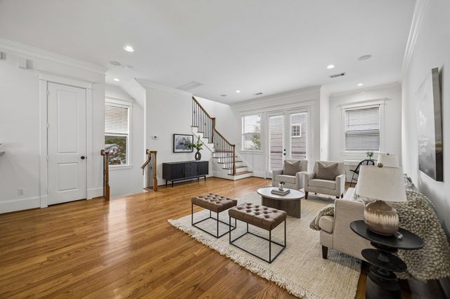 916 Lawrence Street A, Houston, TX 77008