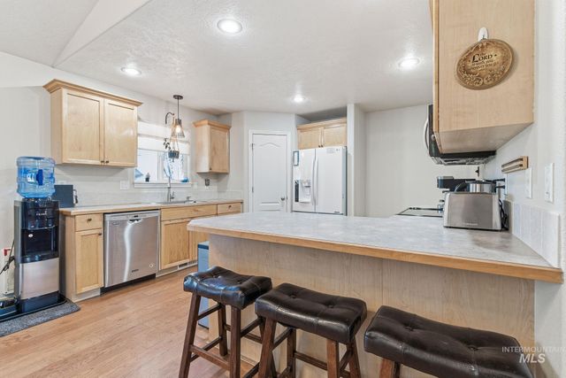 3125 N High Desert, Meridian, ID 83642