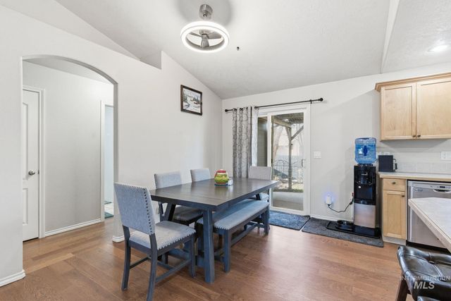 3125 N High Desert, Meridian, ID 83642