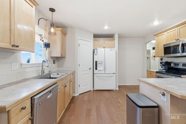 3125 N High Desert, Meridian, ID 83642