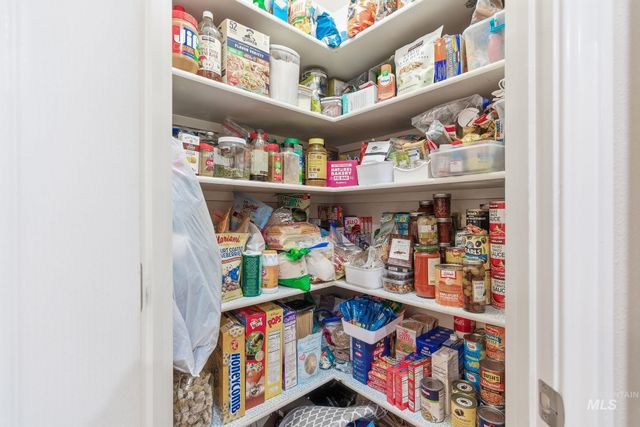 3125 N High Desert, Meridian, ID 83642