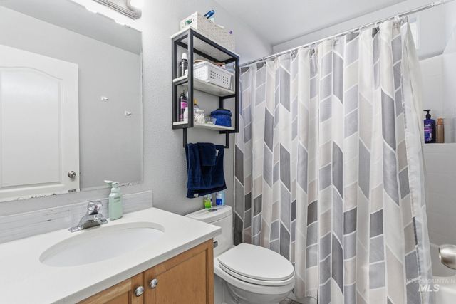 3125 N High Desert, Meridian, ID 83642