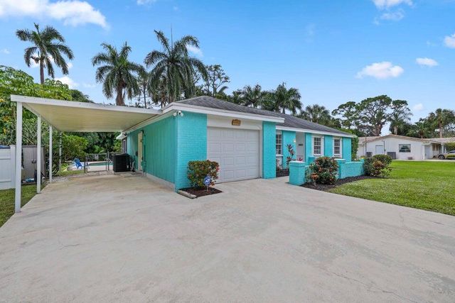 5554 Hibiscus Road, Jupiter, FL 33458