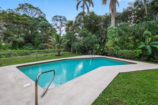 5554 Hibiscus Road, Jupiter, FL 33458