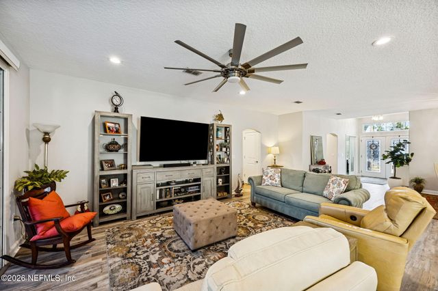 32 CARNAUBA Way, Jacksonville, FL 32081