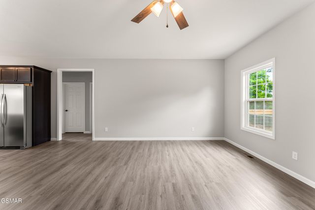 2050 Kings View Loop, Seymour, TN 37865