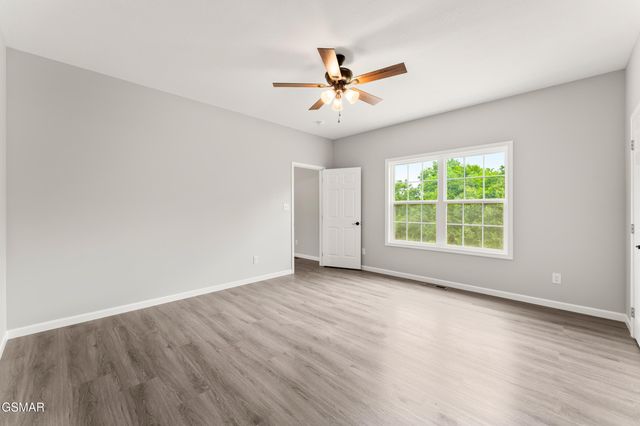 2050 Kings View Loop, Seymour, TN 37865